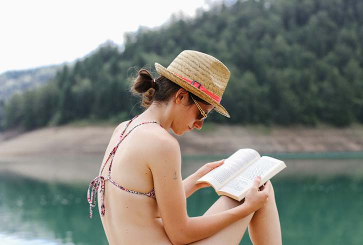 7 Life-Changing Books To Read This Summer (According To A Stanford Happiness Expert)