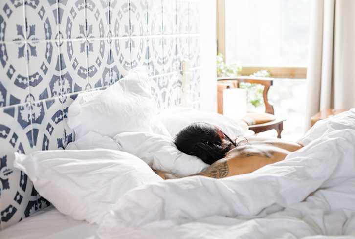 This 10-Minute Exercise Could Be The Key To Falling (And Staying) Asleep