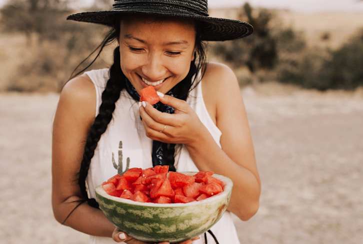 Exactly What To Eat In A Day To Look & Feel Years Younger