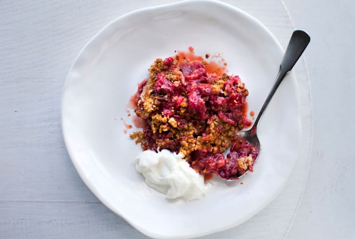 Celebrate Spring With A Strawberry-Rhubarb Crumble