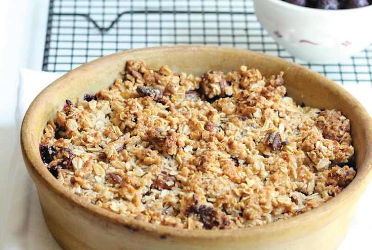 Matcha Blueberry Crisp (Gluten-Free + Vegan)