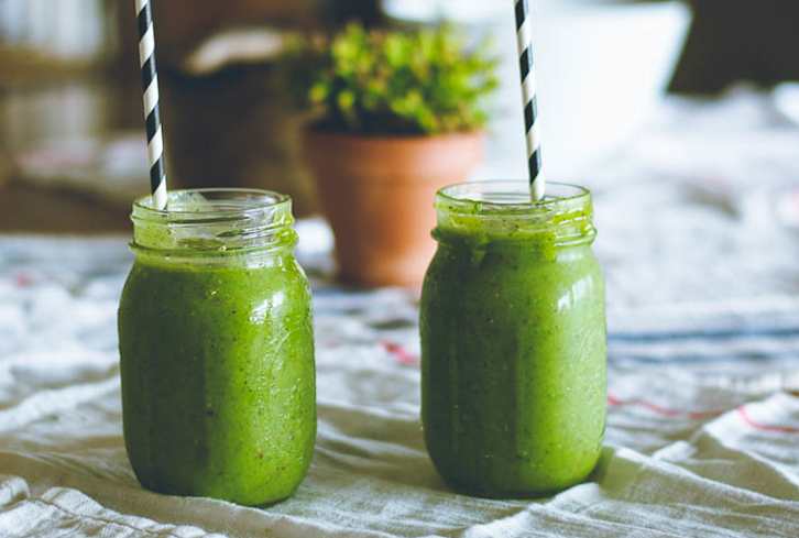 Bookmark This: The Only Formula You Need For A Perfect Green Smoothie, Every Time
