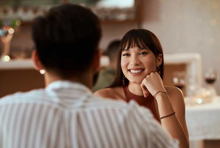 I'm A Dating Coach & This Is What Everyone Gets Wrong About Flirting
