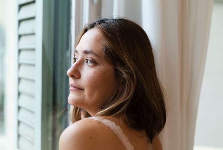 Are You Compartmentalizing? 3 Telltale Signs + How To Tell If It's Unhealthy