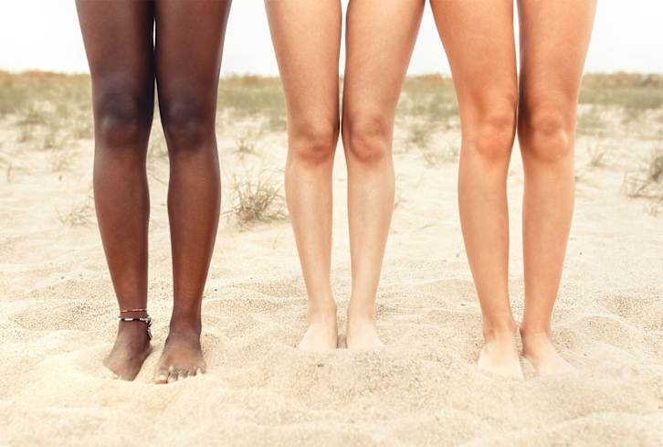 An Expert's 3-Step Guide To Treating Orange Peel Skin On The Legs