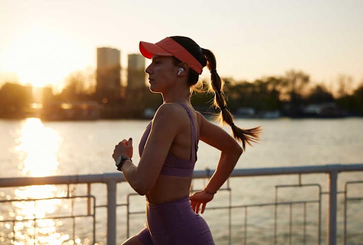Women May Reap The Same Exercise Benefits As Men In Less Time, Study Finds