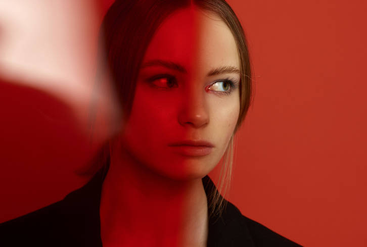 This Dark Personality Type Is A Master Manipulator: 6 Signs You've Met One