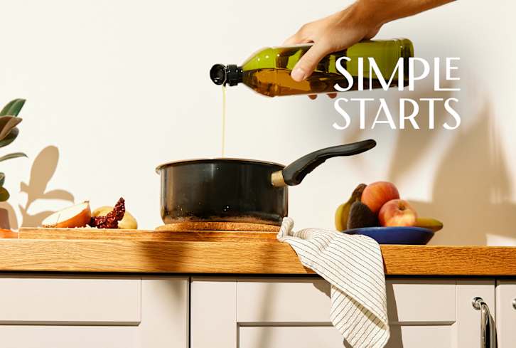 Health Experts Really Want You To Stop Storing Your Cooking Oil In This Spot