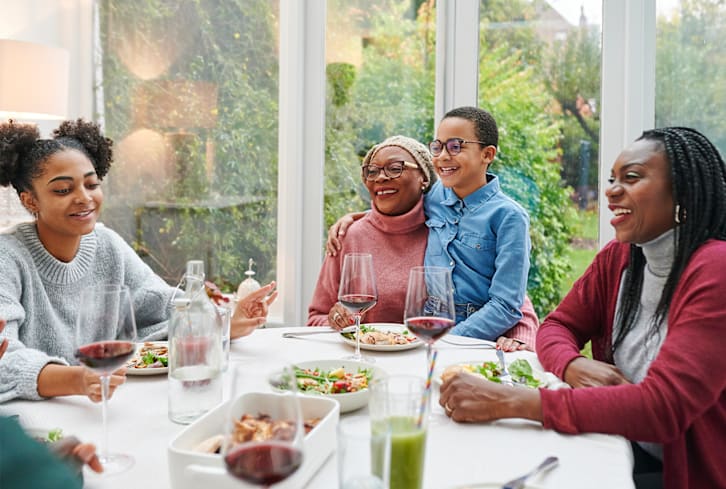 5 Ways To Embrace A Longevity-Promoting Diet, According To A Nutrition PhD