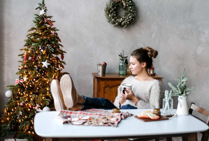 How To Have A Calm & Relaxing Holiday Season Staycation