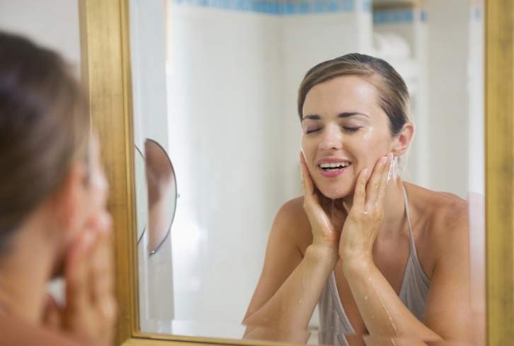 5 Best Teas For Acne, Science-Backed & Dermatologist-Approved