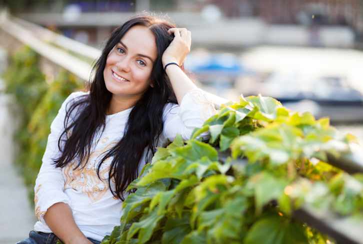 DIY: 4 Simple Face Mists For Glowing Skin