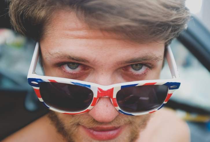 9 Red Flags That Show They're Not Ready For You & What To Do