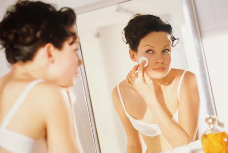 3 Shockingly Bad Ingredients To Avoid In Your Cosmetics