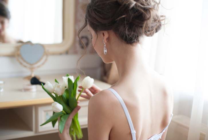 6 Ways To Get In Touch With Your Feminine Side