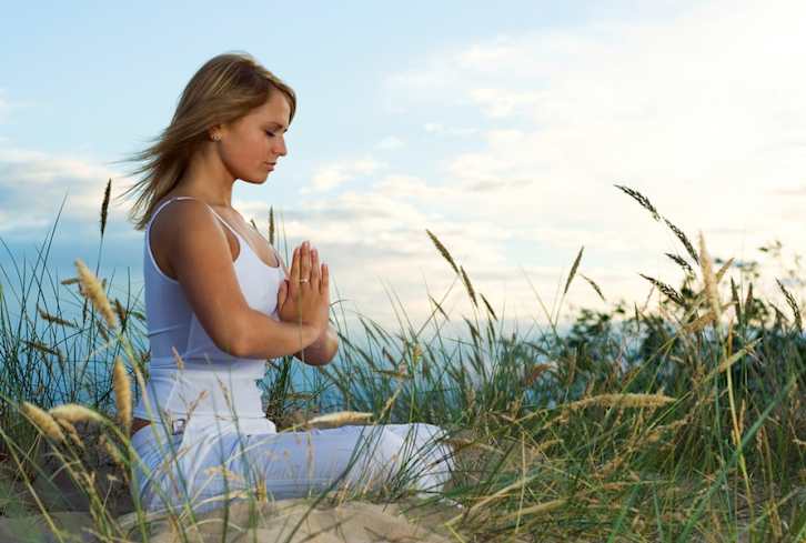 5 Easy Tips To Meditate (Even If You're Busy!)