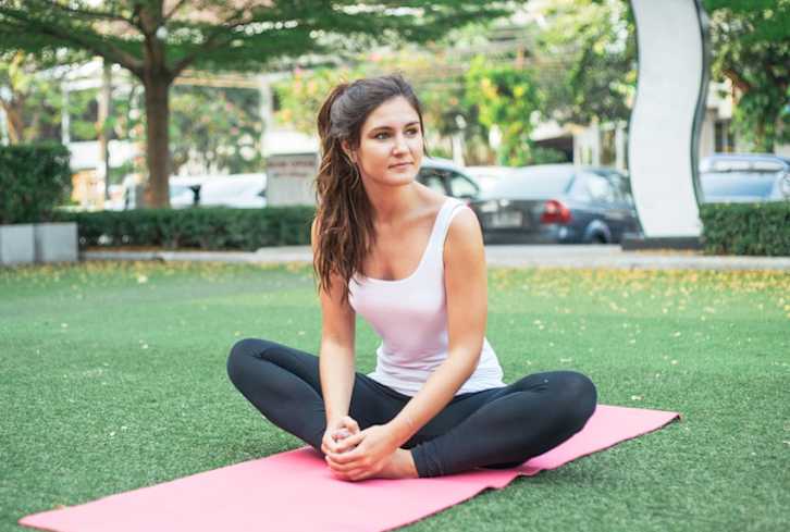 8 Tips To Get More Flexible, Even When You Think You Can't (Video)