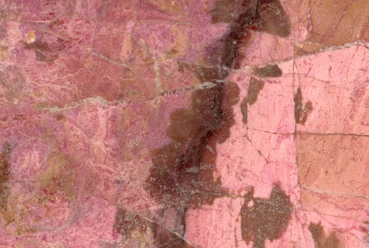 Want More Love In Your Life? Don't Miss This Gorgeous Pink Crystal
