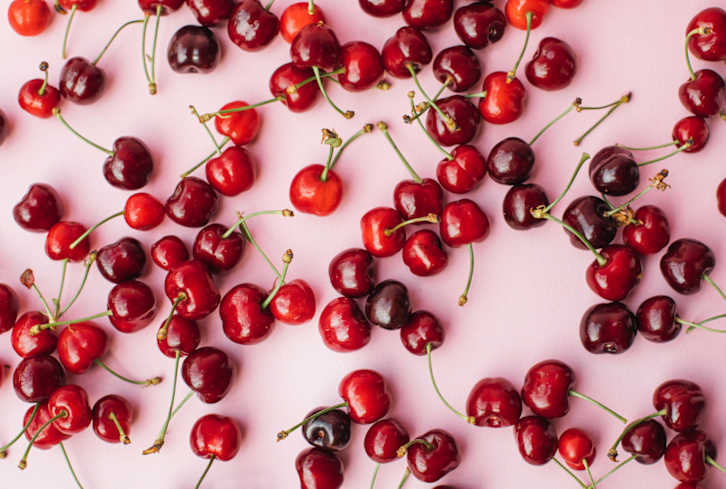 These Are The 13 Healthiest Fruits To Beat Inflammation, Lose Weight & Boost Brain Health