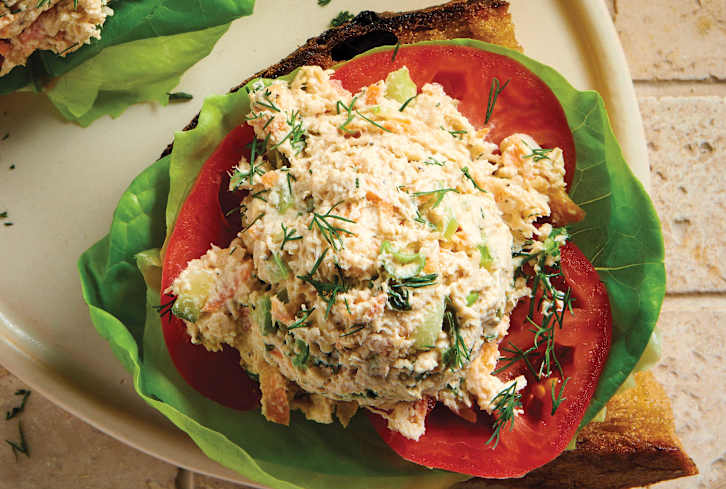 An Easy Protein-Packed Lunch That Takes Less Than 10 Minutes To Prepare