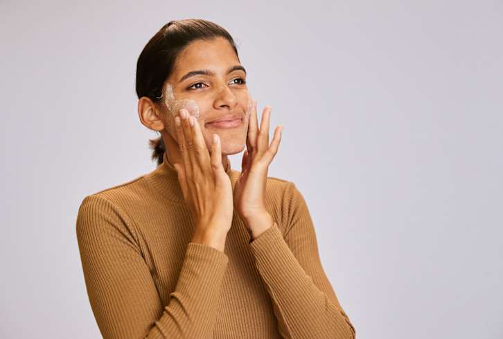 Are You Applying Powder Cleanser The Right Way? Here's The Secret