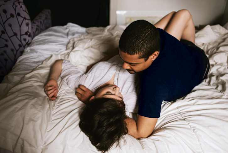 I'm A Sex Therapist & This Is What Couples Get Wrong About Mismatched Libidos