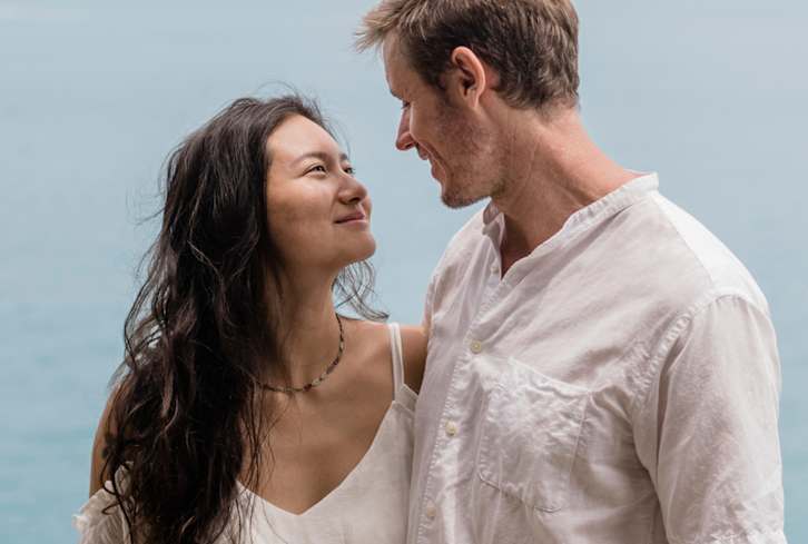 8 Real Stories From People Who Found Love Online After 40