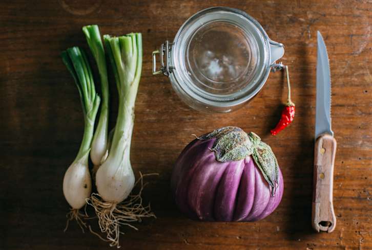 Meatless Monday: Easy Eggplant Stir Fry With Spicy Peanut Sauce