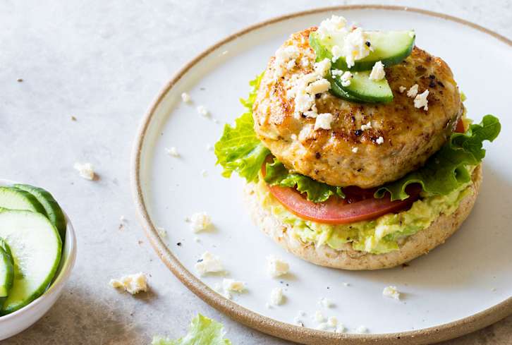 These 5-Ingredient Chicken Burgers Are Mediterranean Diet-Approved