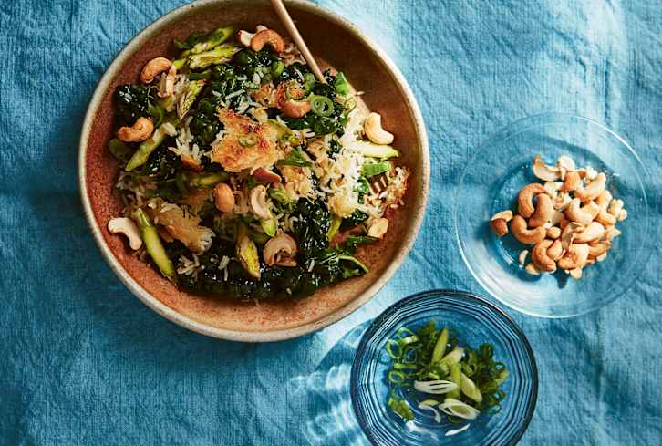 Have Leftover Rice? This Crispy, Crunchy Salad Is The Perfect Way To Use It