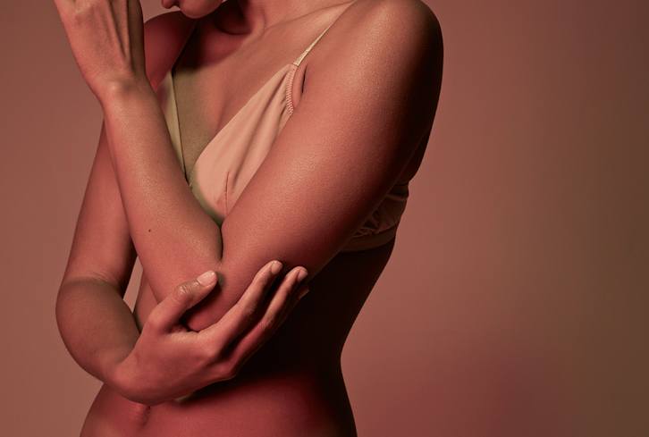 Magnesium Oil Benefits Include Relief For Sore Muscles, Clear Skin & Boosted Immunity