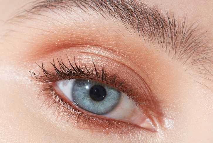 Try This Mascara Hack To Enhance Your Eye Shape