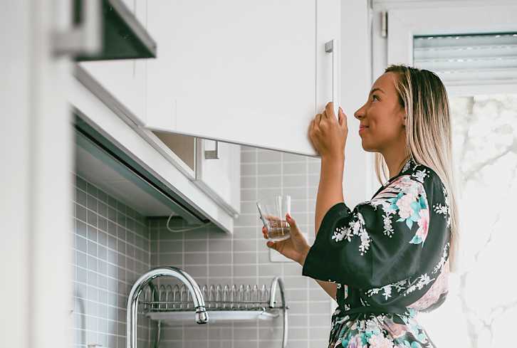 Craving Unhealthy Foods? These 3 Hormones Are Likely To Blame