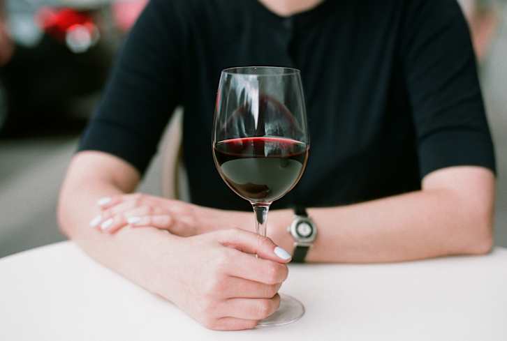 A Simplified Guide To Sulfites In Wine + What To Look For On A Label