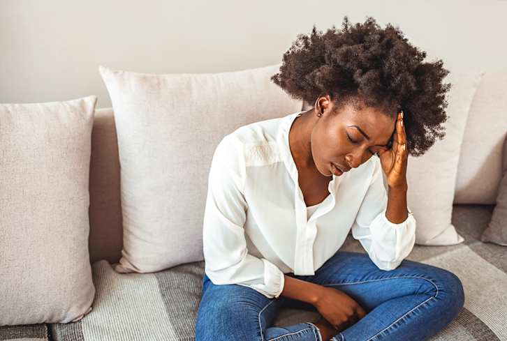 5 Foods To Avoid If You Get Migraines (& How To Find Your Triggers)