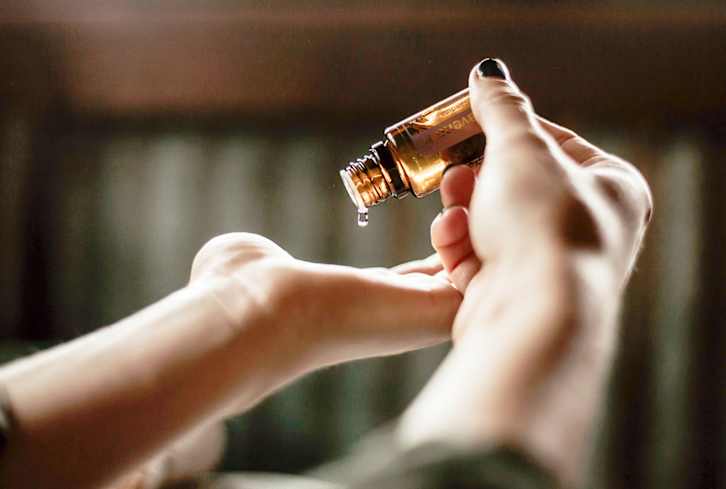 Fall Allergies Giving You Grief? Try This DIY Essential Oil Spray