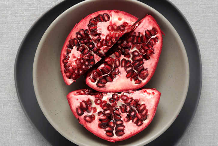 The One Gut Microbe An MD Says Is Crucial For Longevity + 3 Foods It Loves