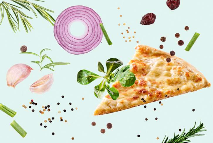If You're Not Making 5-Minute Healthy Pizza With Your Thanksgiving Leftovers, You're Getting It Wrong