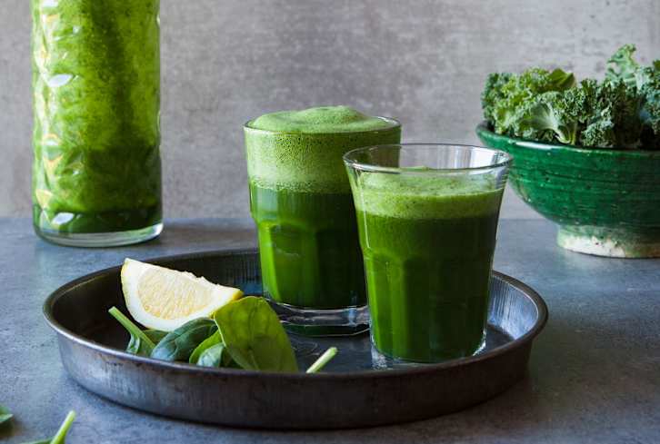 The Affordable Secret Ingredient Foodies Are Using To Make Their Smoothies Way Healthier