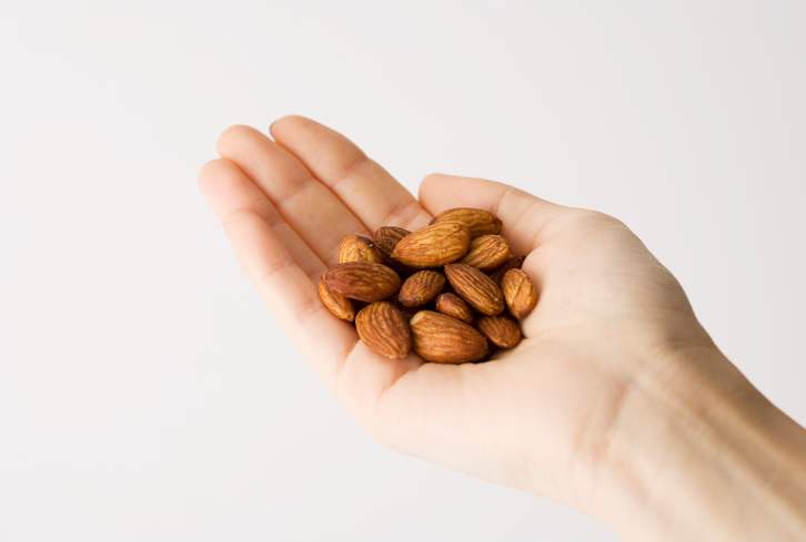 Shiva Rea: What to Eat Before a Long Day of Yoga