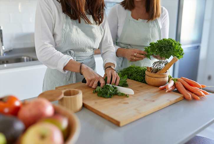5 Cheap Meal Delivery Services That'll Save You Time & Money