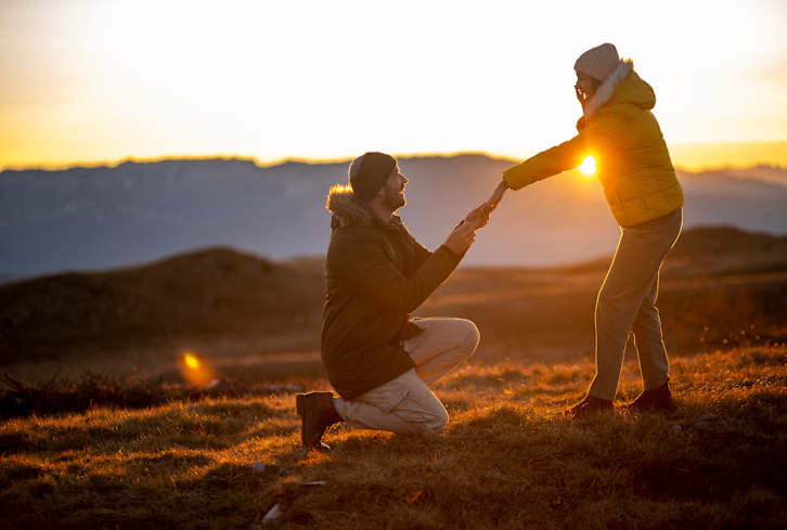 9 Signs Your Relationship Is Ready For Marriage — Plus, 9 Red Flags To Watch For
