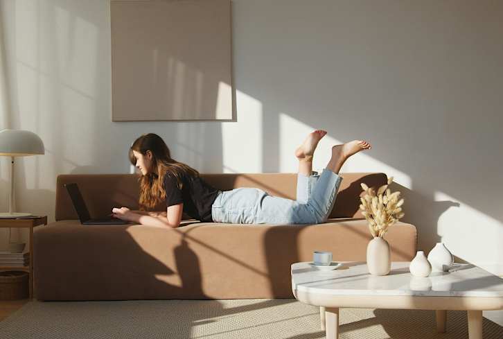 From Burnout To Breakthrough: How One Health Coach Found Her Passion — & Freedom