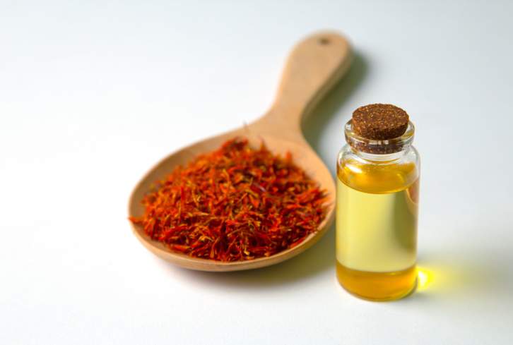 Health Experts Want You To Ditch This Cooking Oil & Use It For Skin Care Instead