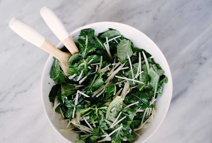 6 Reasons to Love Bitter Greens & How To Eat More Of Them