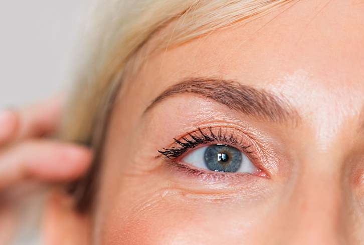 Put Down Those Tweezers: How To Actually Grow Eyebrows Back
