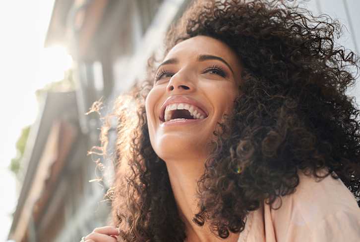 I'm A Neuroscientist: 5 Lies About Happiness That Mess With Your Mental Health