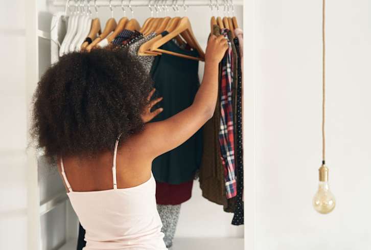5 Ways To Make Musty Closets & Drawers Smell Like A Fresh Summer Day