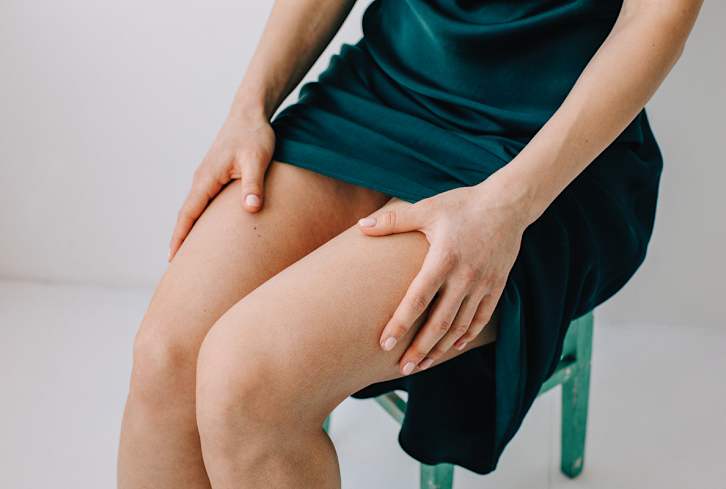 7 Tips To Naturally Reduce Dimpled Skin On The Thighs