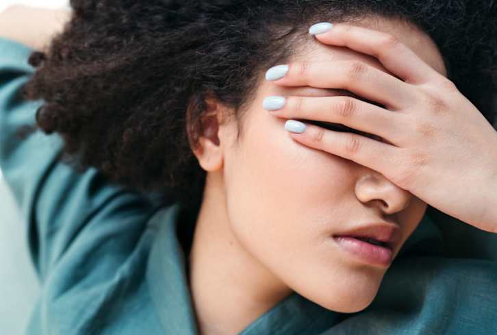 Lovesickness Is A Real Thing: 9 Signs It's Happening To You, From Therapists